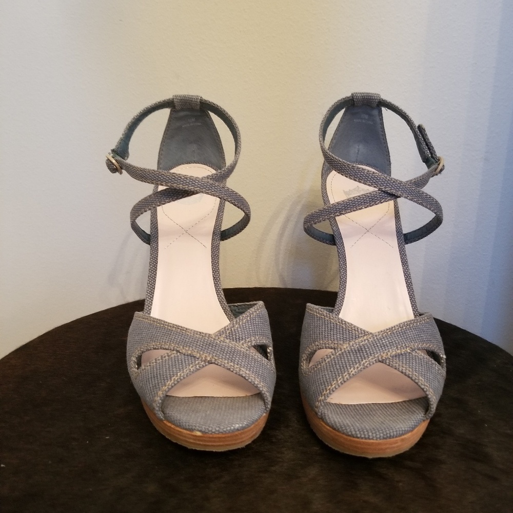 Denim heel